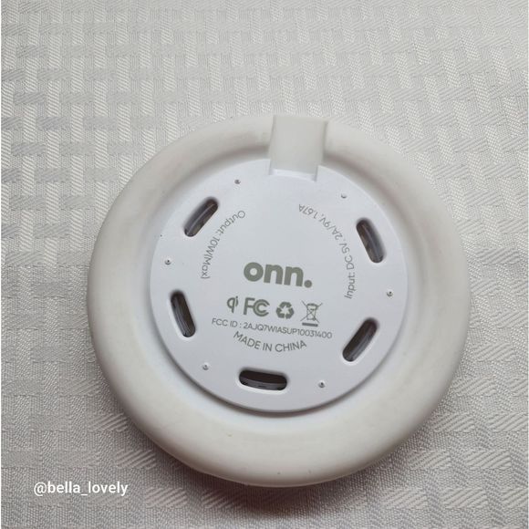 Wireless Charger Color Changing Light Up Wireless Cell Phone Charger Juice Onn - Picture 5 of 5